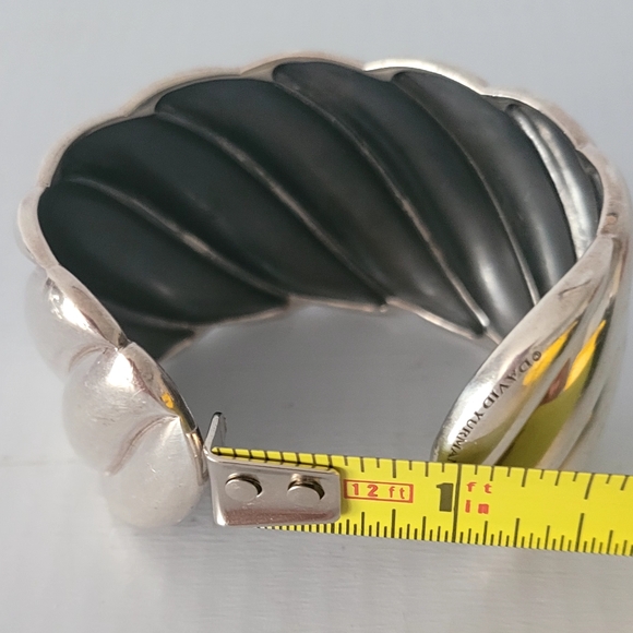 David Yurman Sterling Silver Wide Cable Cuff Bracelet - Picture 10 of 11